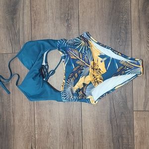 Cupshe cut out one piece